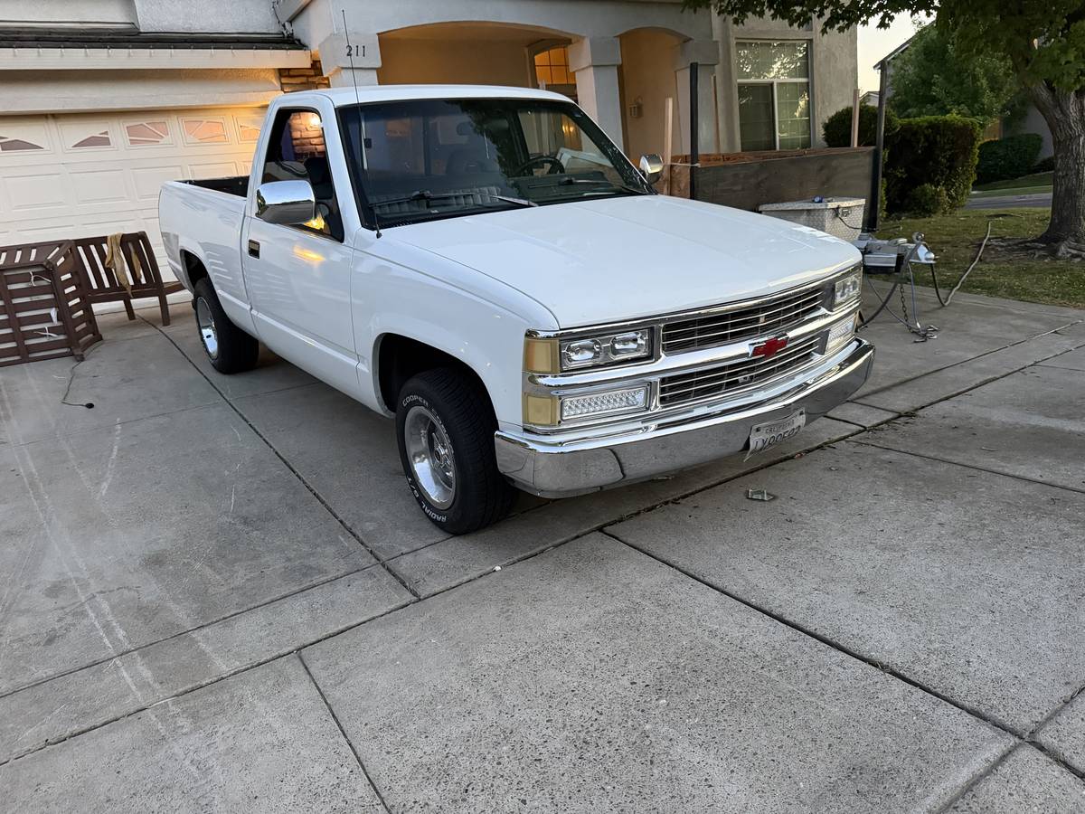 Chevrolet-Silverado-1993