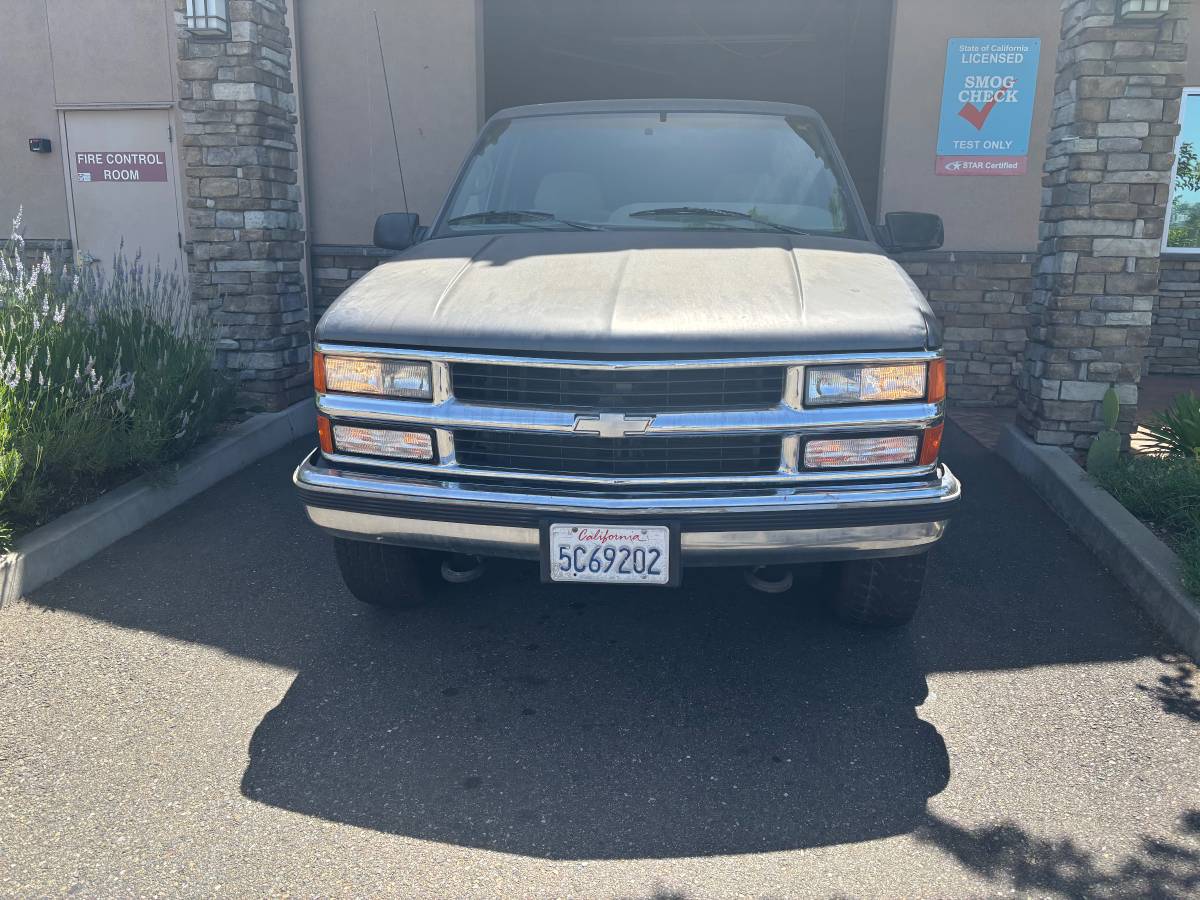 Chevrolet-Silverado-1995-grey