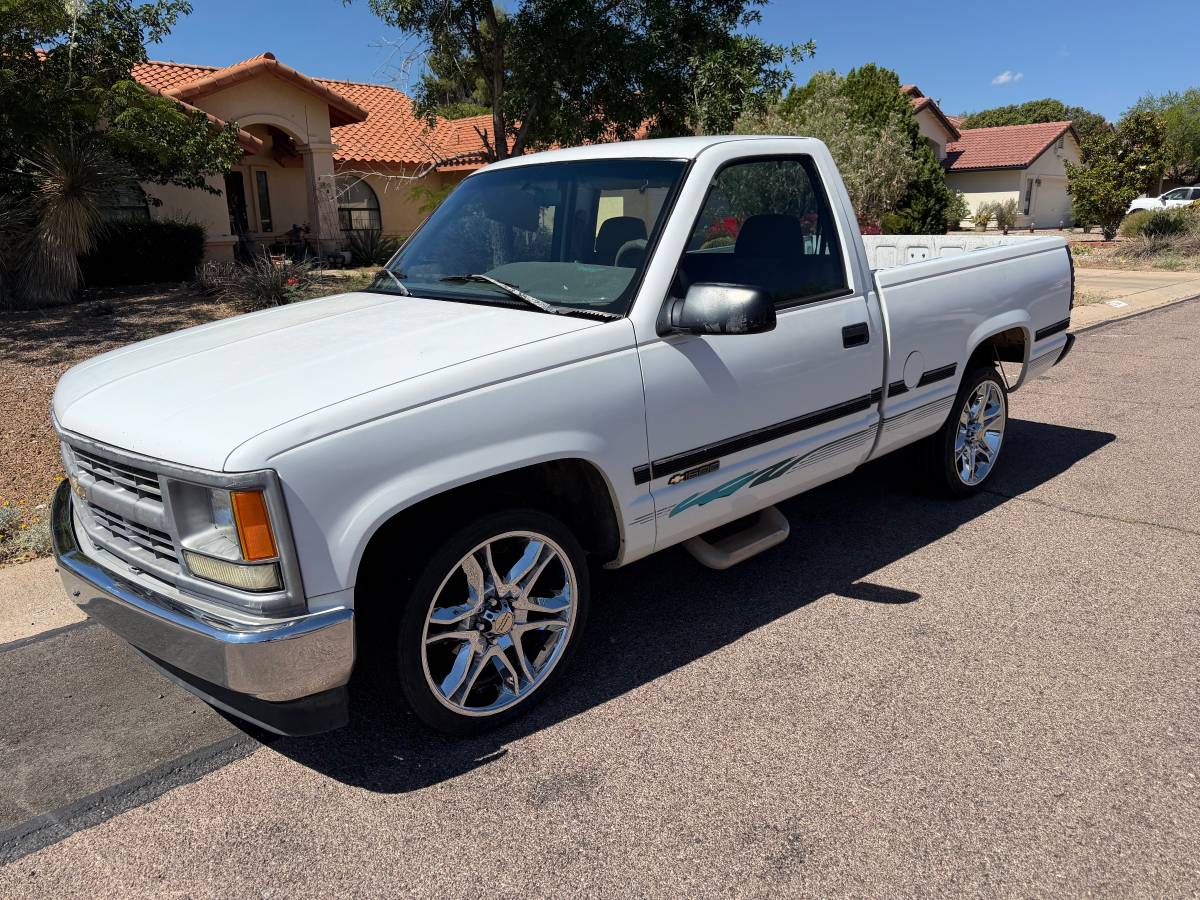 Chevrolet-Silverado-1995