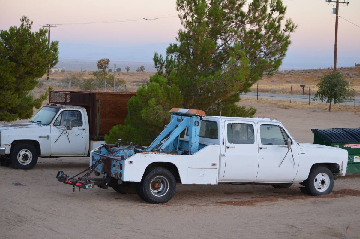 Chevrolet-Silverado-3500-1977-white