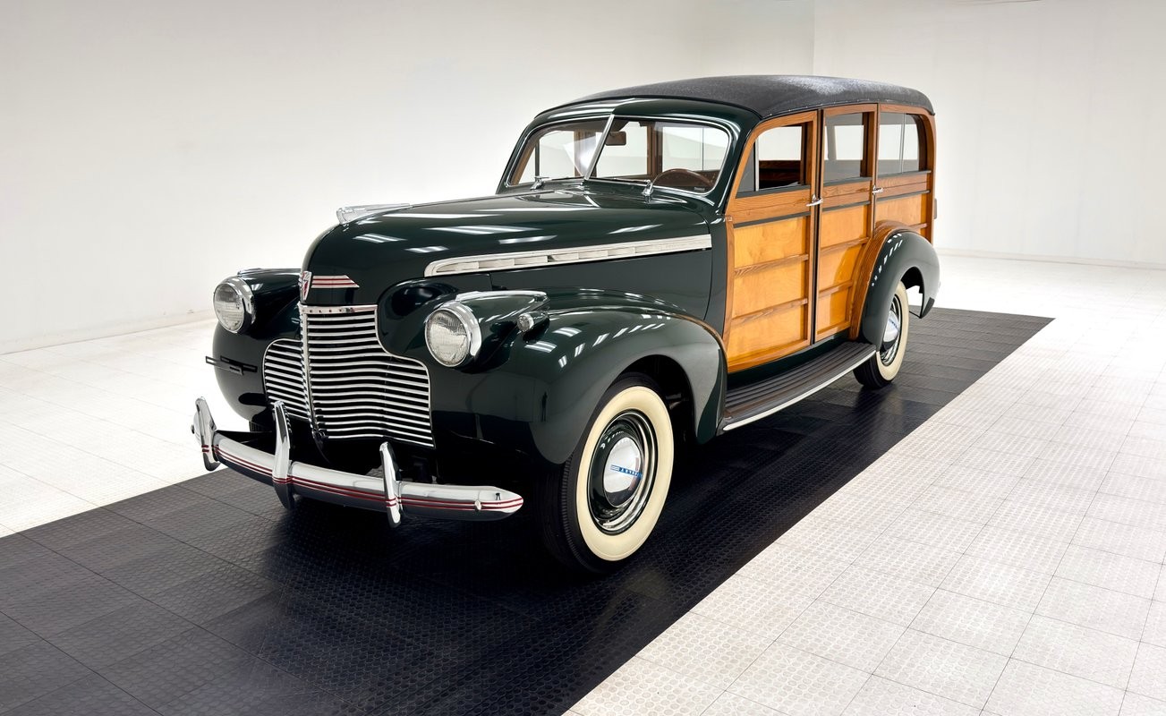 Chevrolet-Special-Deluxe-1940-Station-Wagon-Black