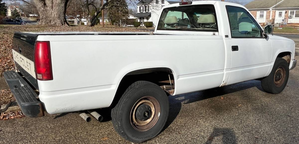 Chevrolet-Truck-1994-white