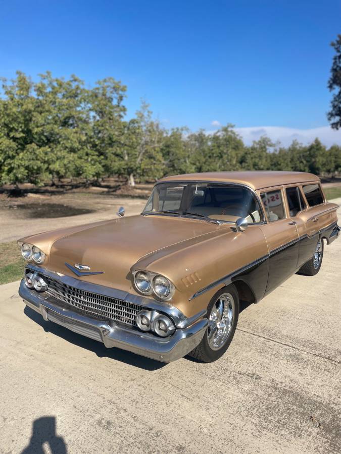 Chevrolet-Yoeman-1958-brown