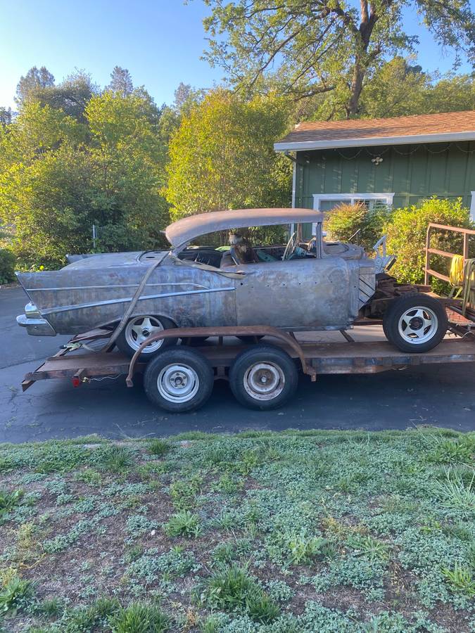 Chevy-2-door-hardtop-1957