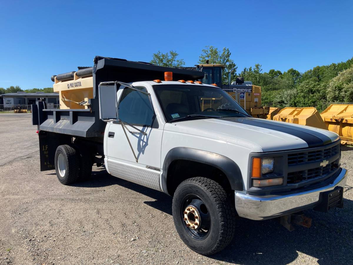 Chevy-3500-1996-white