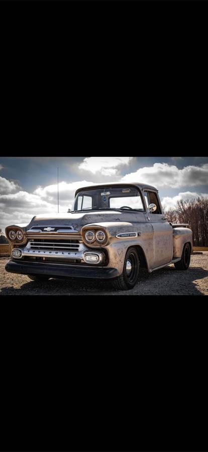 Chevy-apache-1959-silver