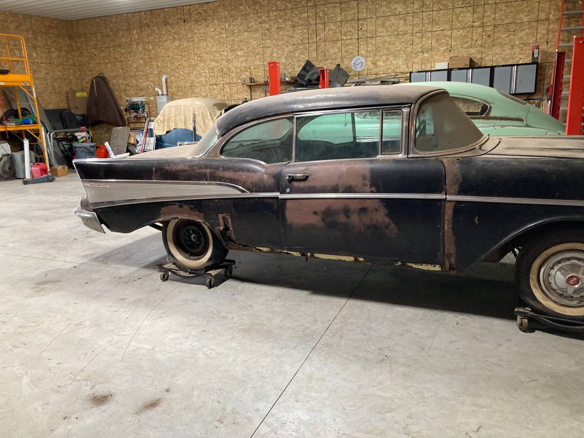 Chevy-bel-air-1957-black