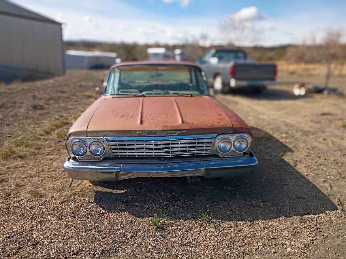Chevy-bel-air-1962-brown