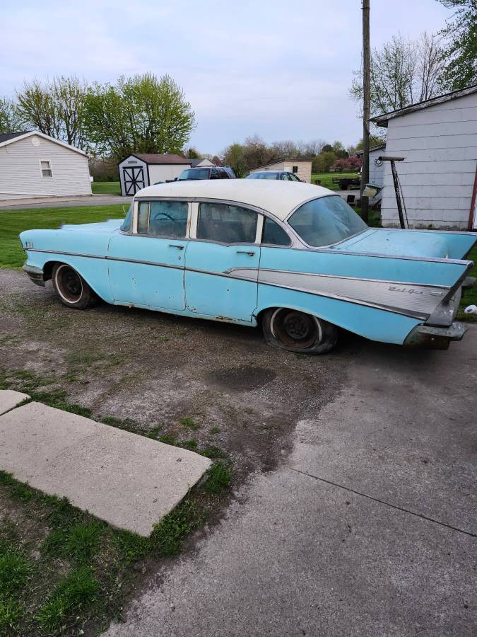Chevy-belair-1957-blue