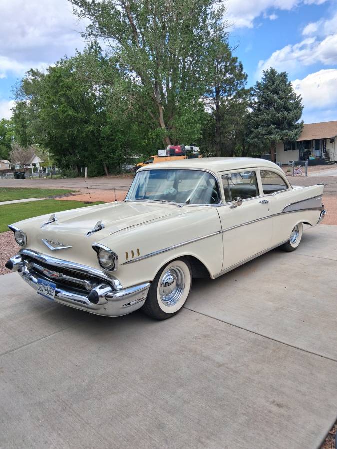 Chevy-belair-1957-white