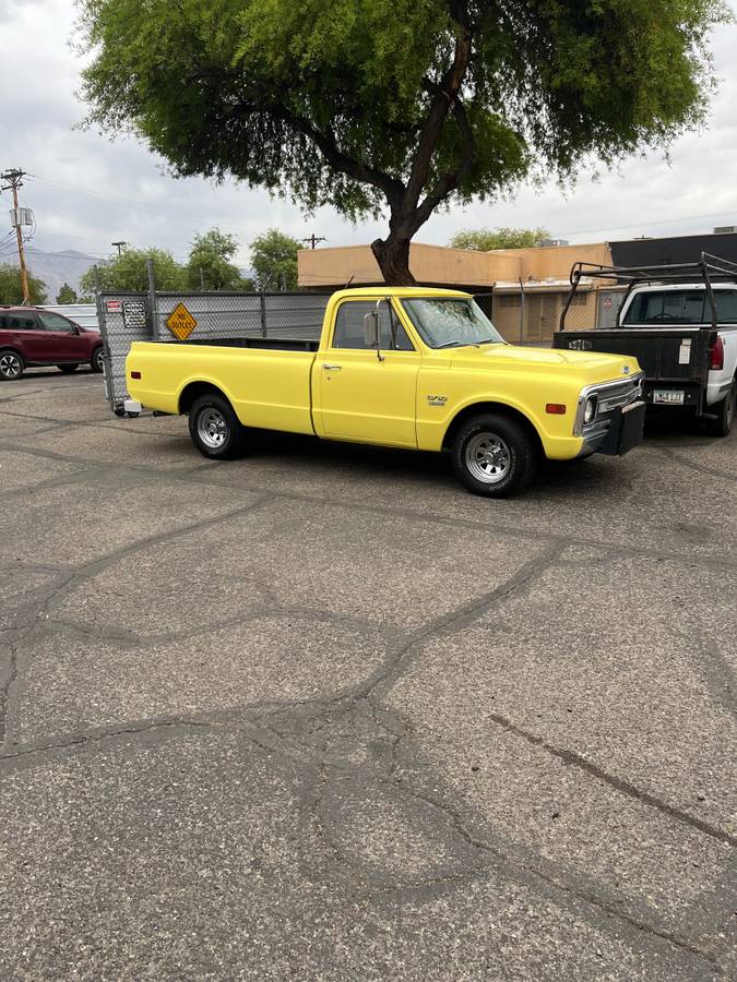 Chevy-c10-truck-1969-yellow
