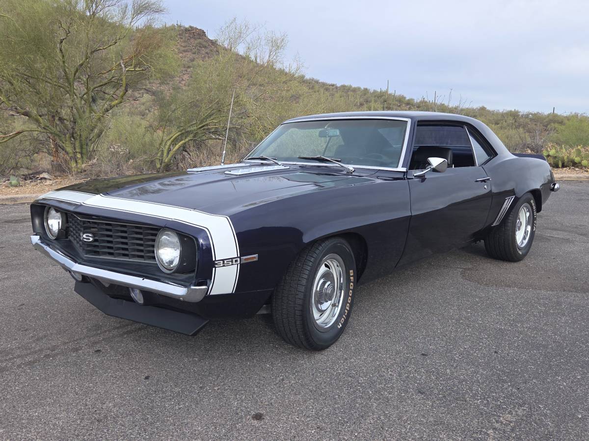 Chevy-camaro-ss-1969-blue