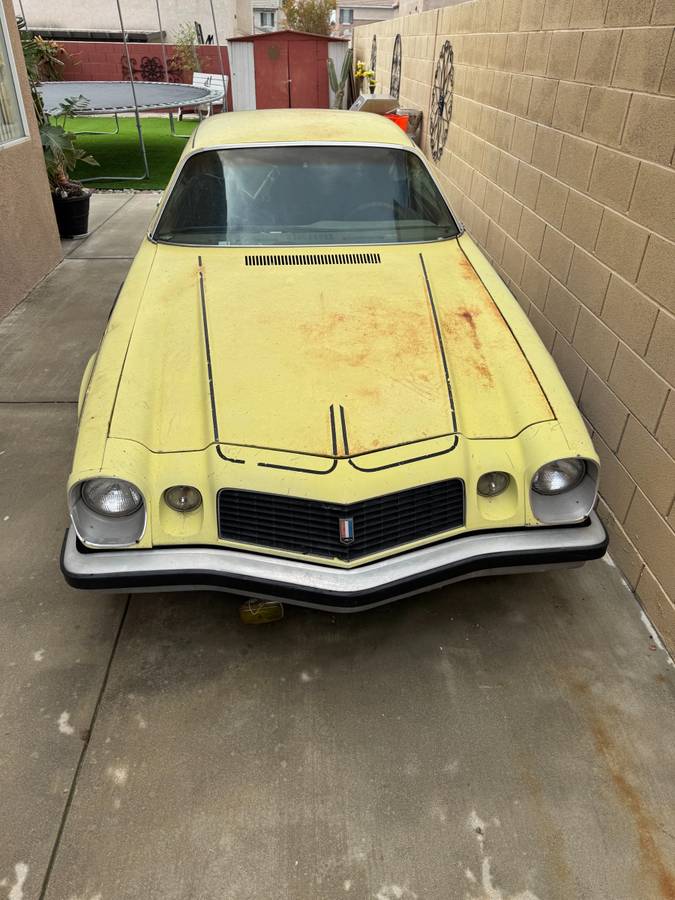Chevy-camero-z28-1977-yellow