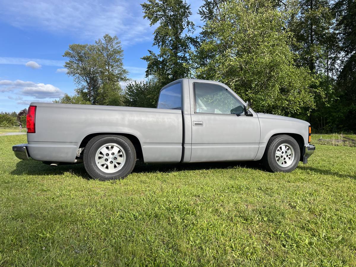 Chevy-cheyenne-1991-grey
