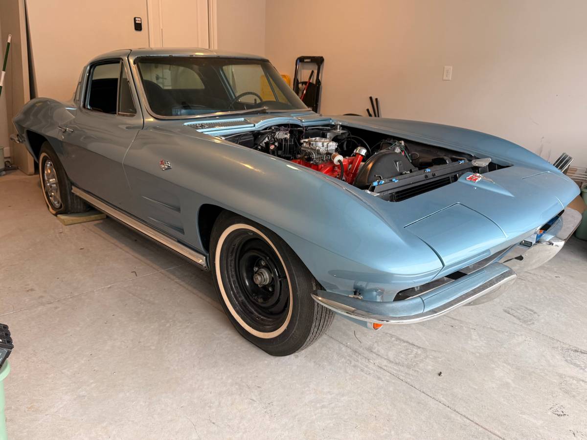 Chevy-corvette-1964-blue