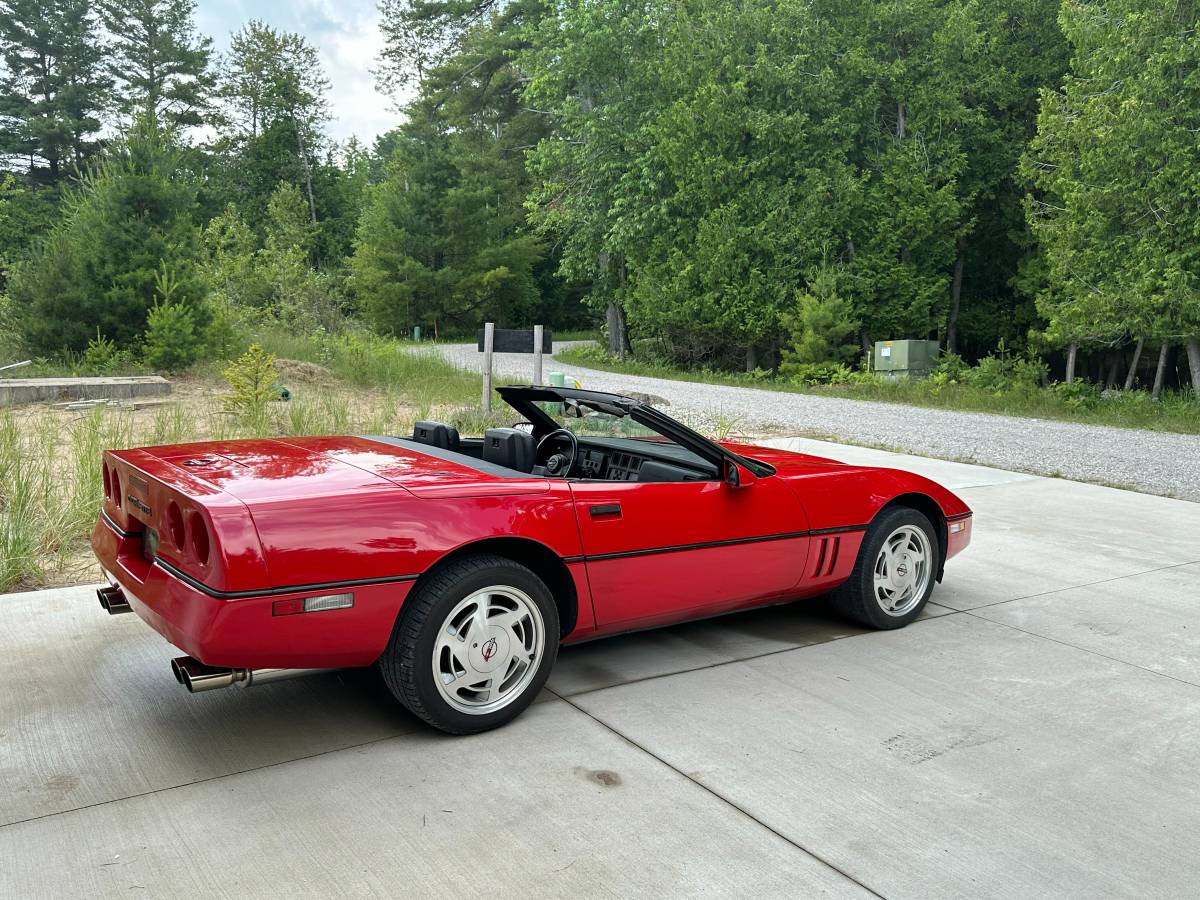 Chevy-corvette-1989