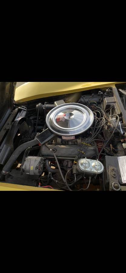 Chevy-corvette-stingray-1973-yellow