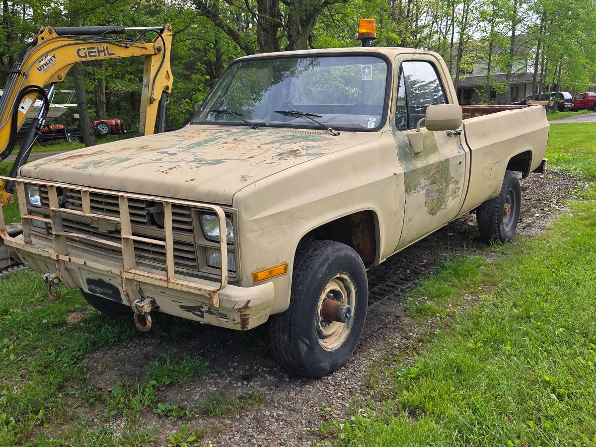 Chevy-deluxe-diesel-1985-custom