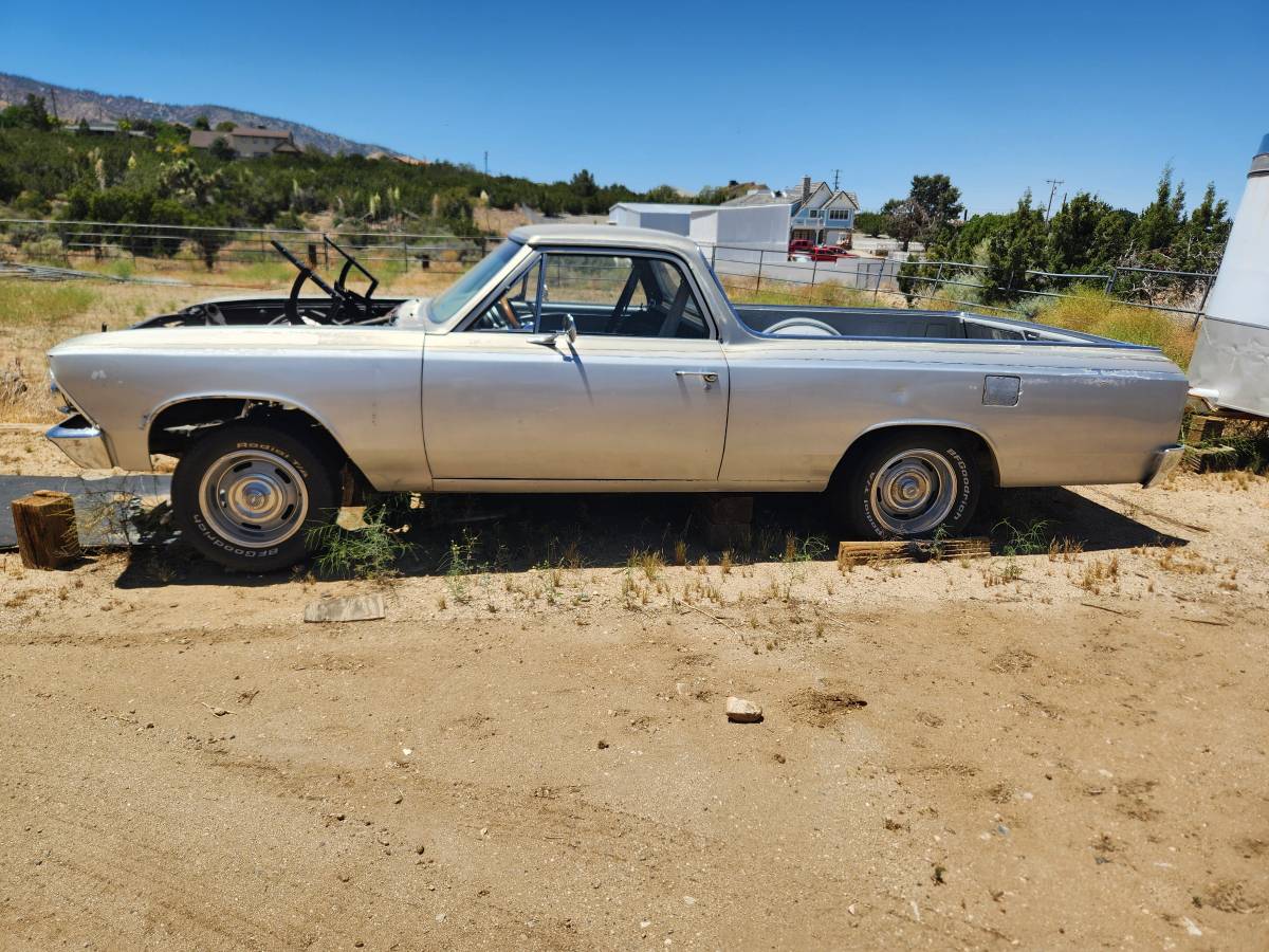 Chevy-el-camino-1966-silver