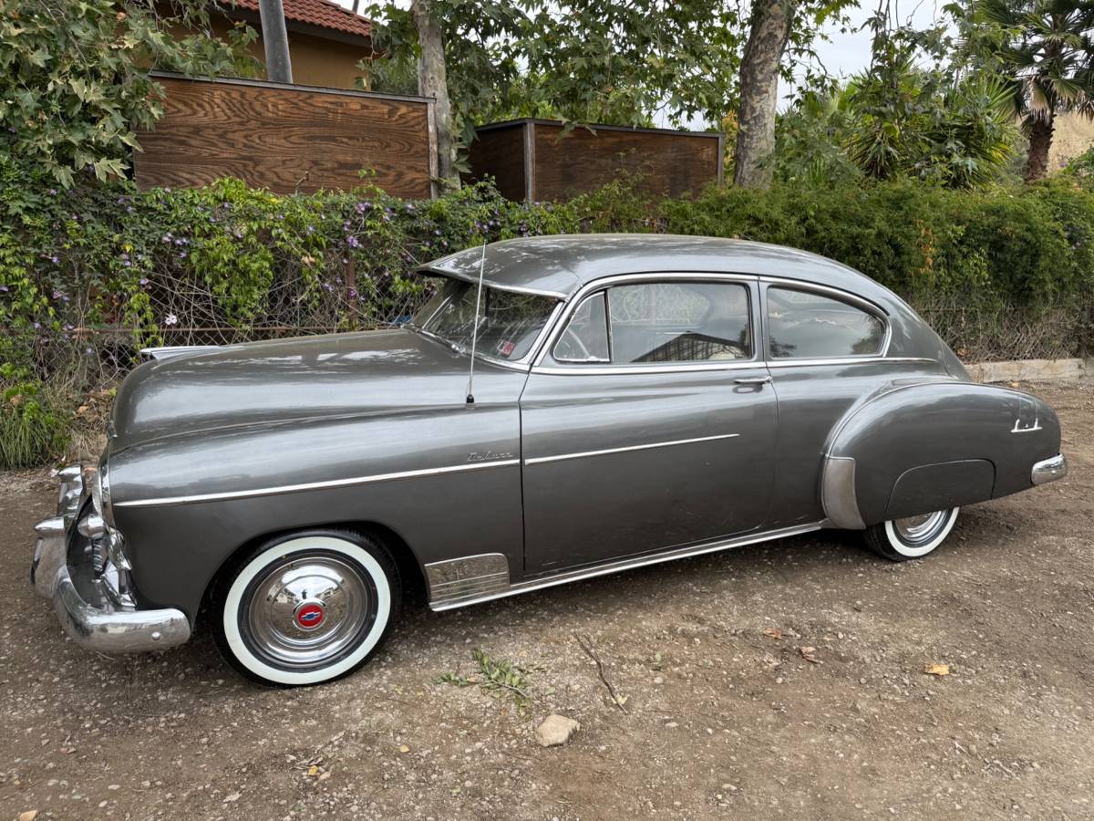 Chevy-fleetline-1950-grey