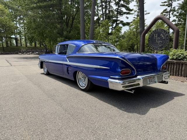 Chevy-impala-1958-blue