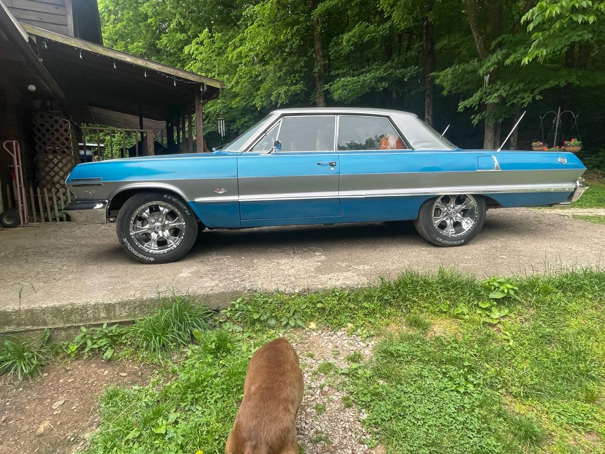 Chevy-impala-1963-blue