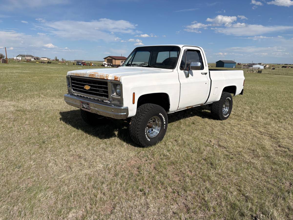 Chevy-k10-4x4-1979-white