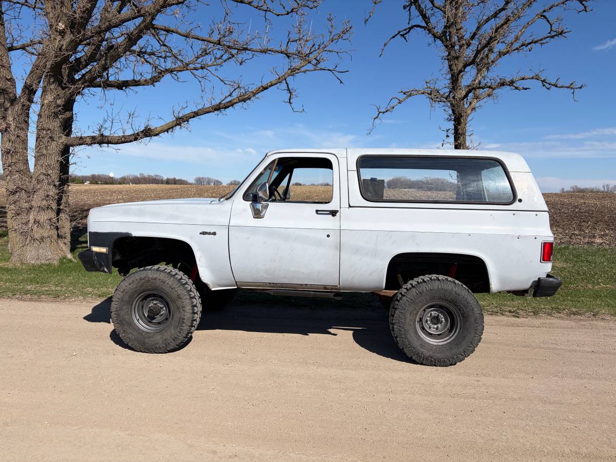 Chevy-k5-blazer-1984-custom