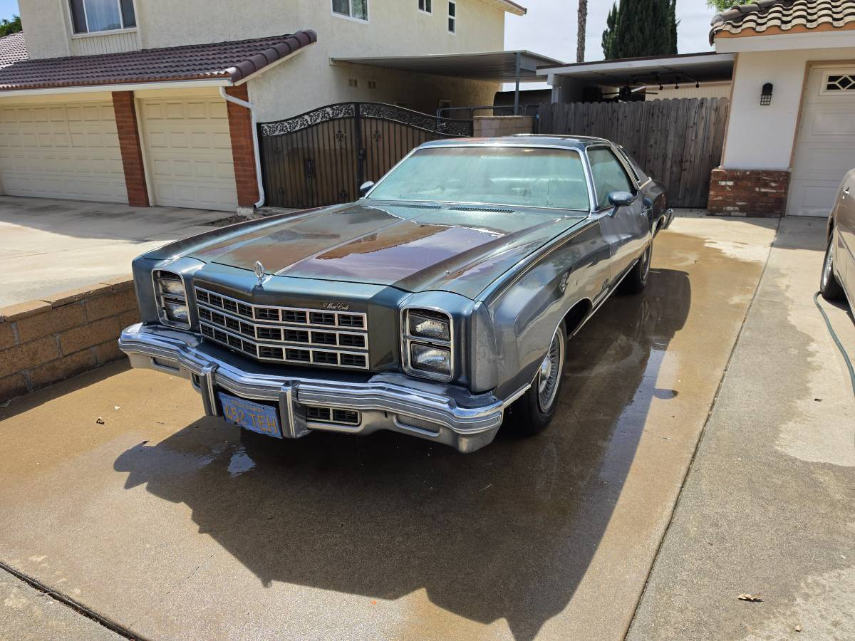 Chevy-monte-carlo-1977-blue