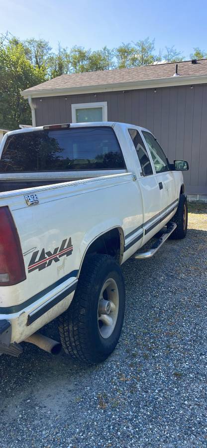 Chevy-silverado-1500-4x4-1996-white