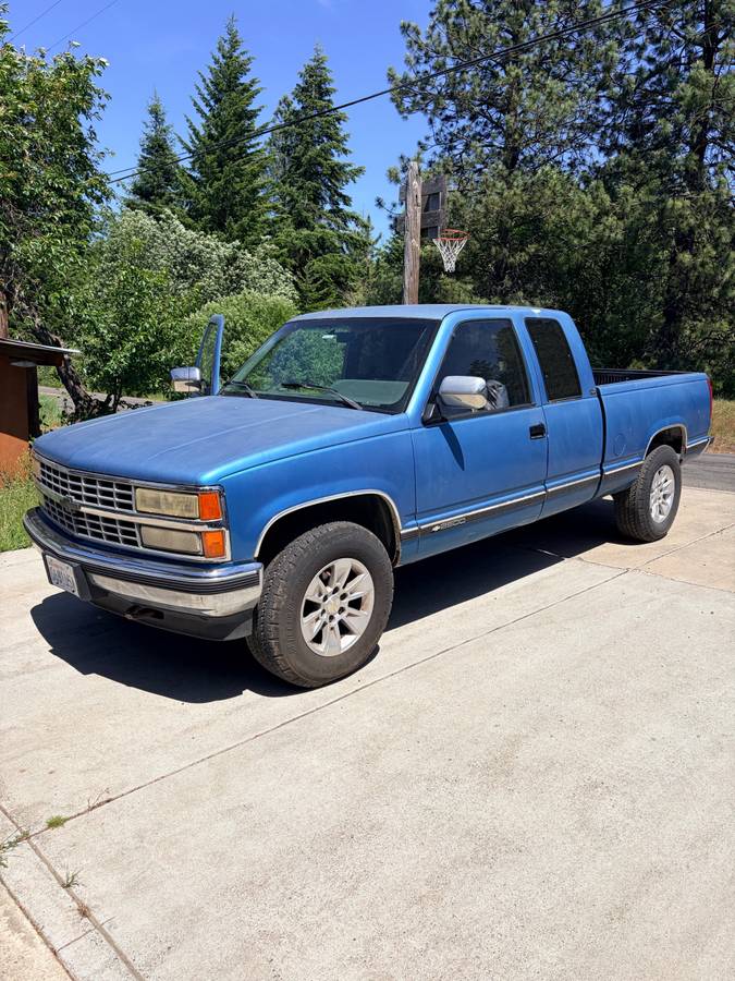 Chevy-silverado-1992-blue