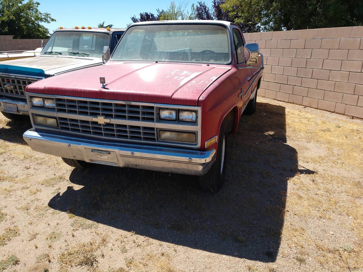 Chevy-silverado-c20-1987-red