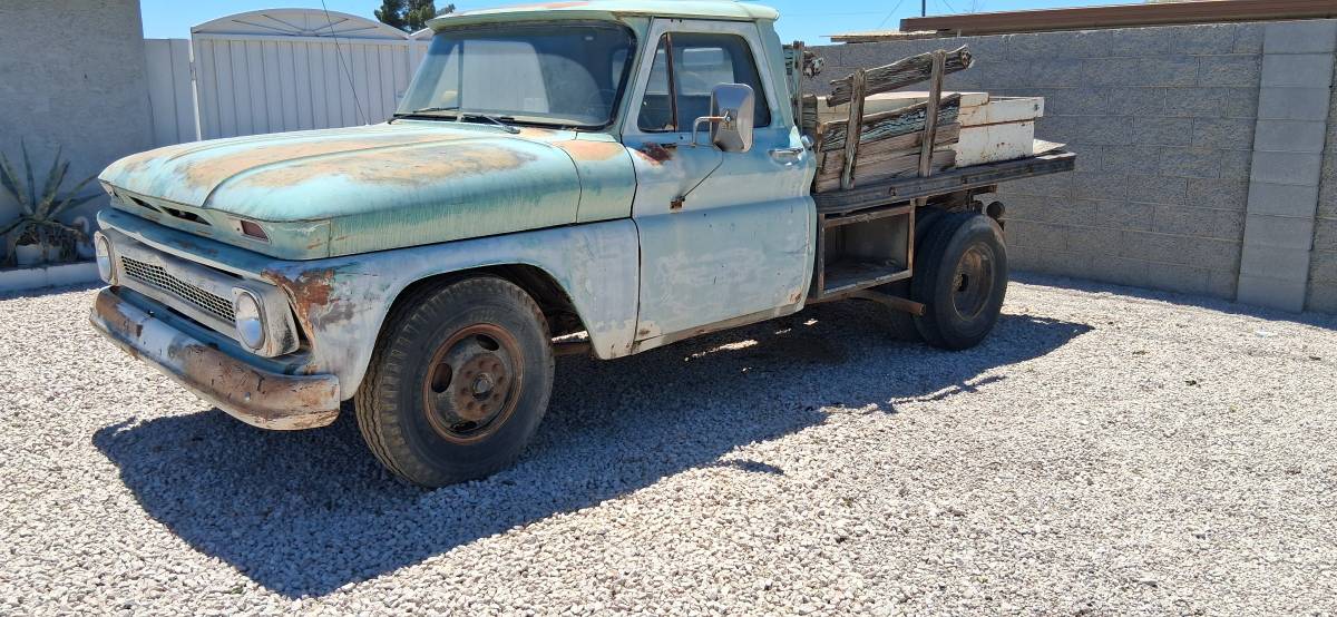Chevy-truck-1966-green