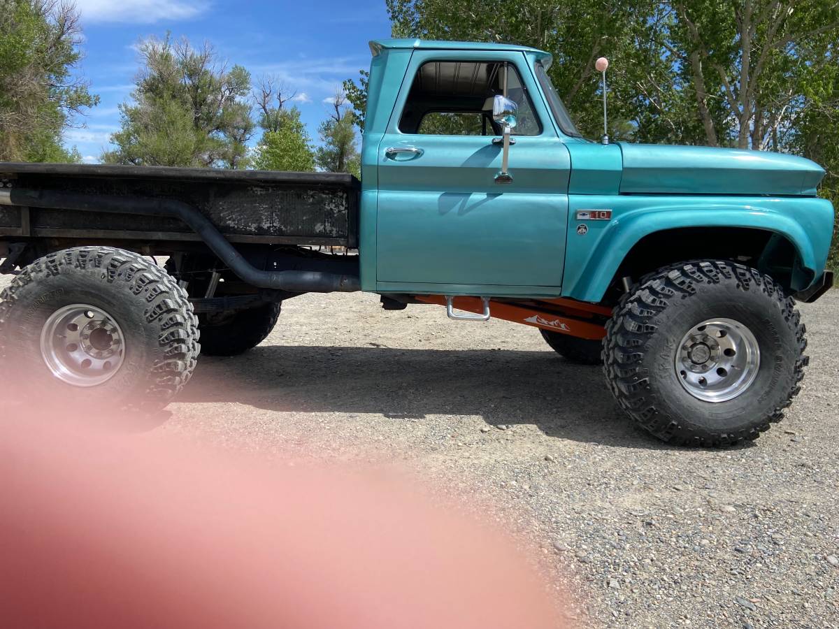 Chevygmc-k2750-1965-custom