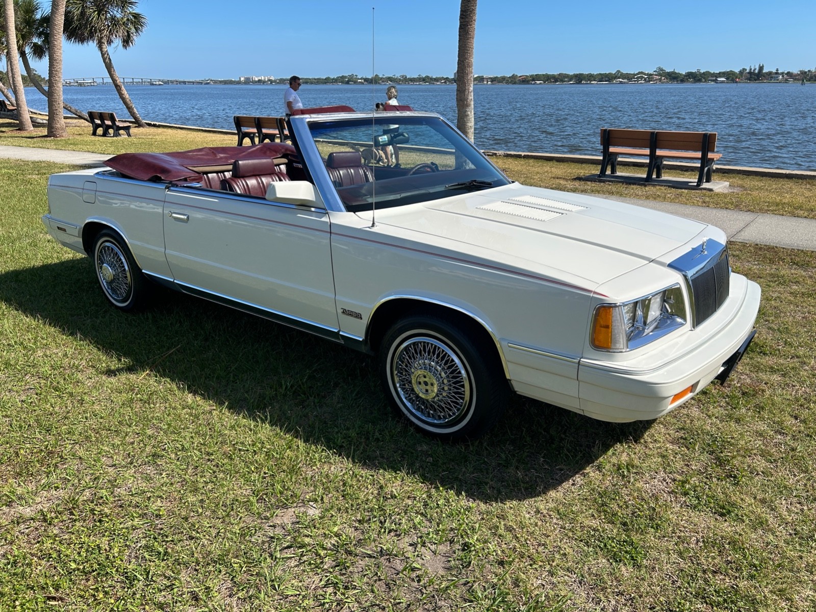 Chrysler-LeBaron-1986-Convertible