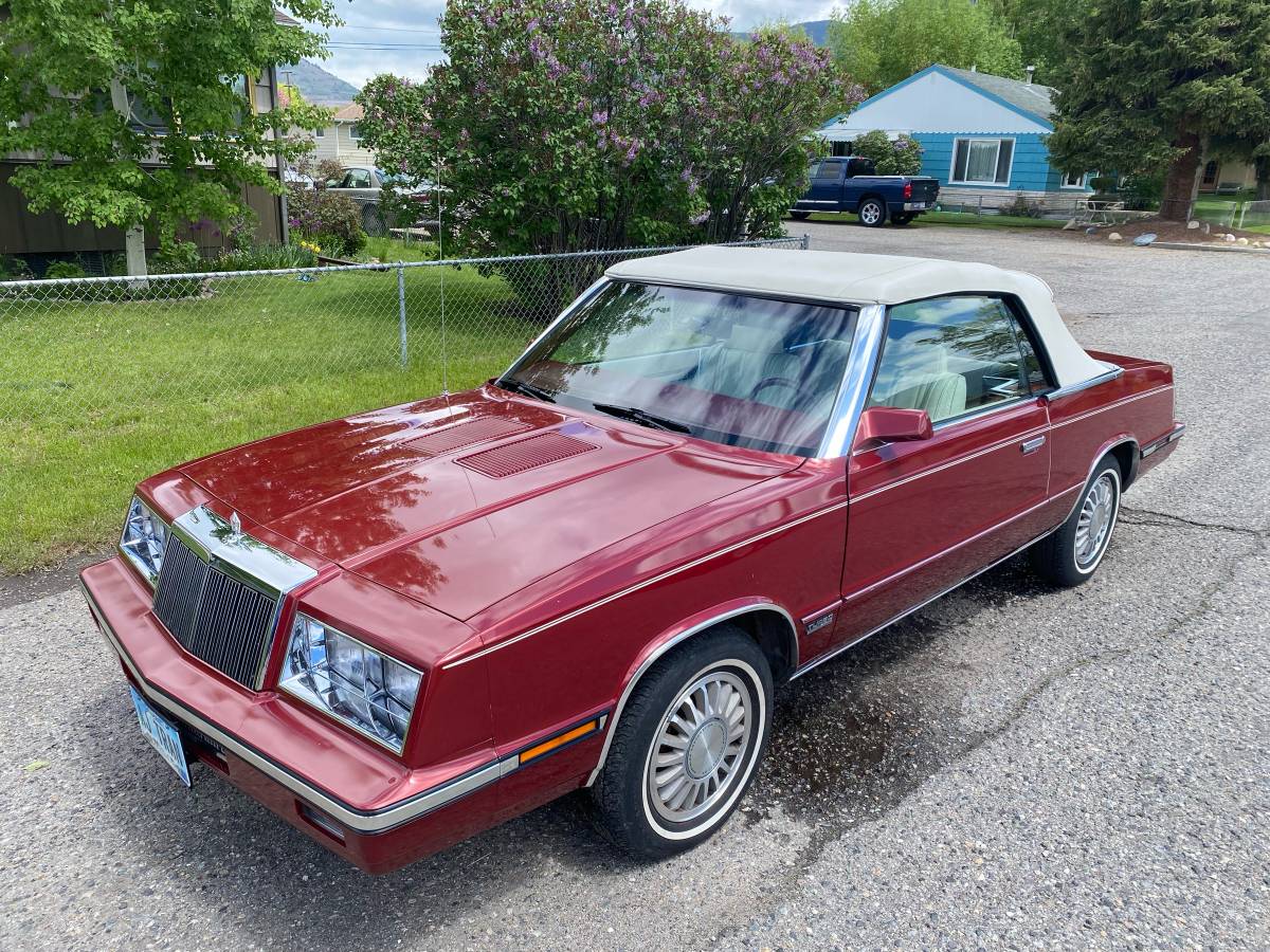 Chrysler-Lebaron-1985-red