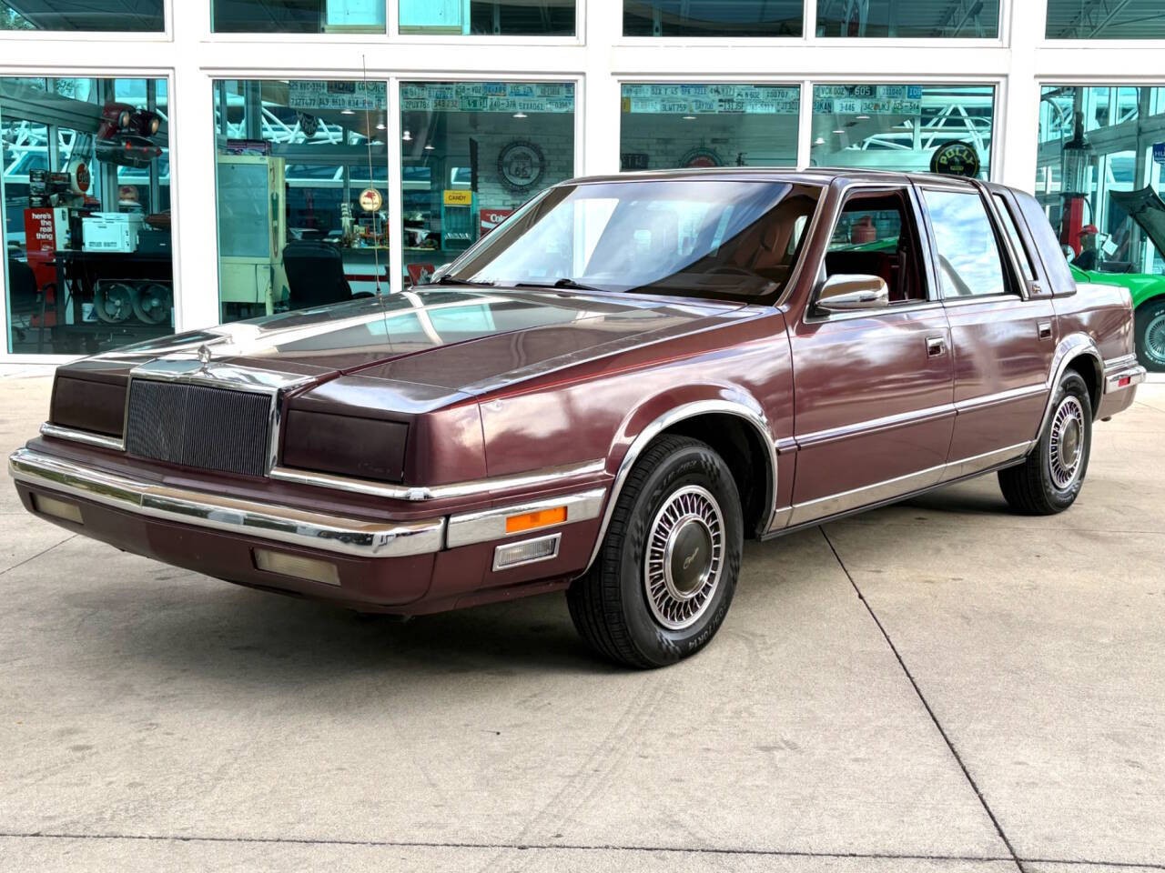 Chrysler-New-Yorker-1990-Sedan-Maroon