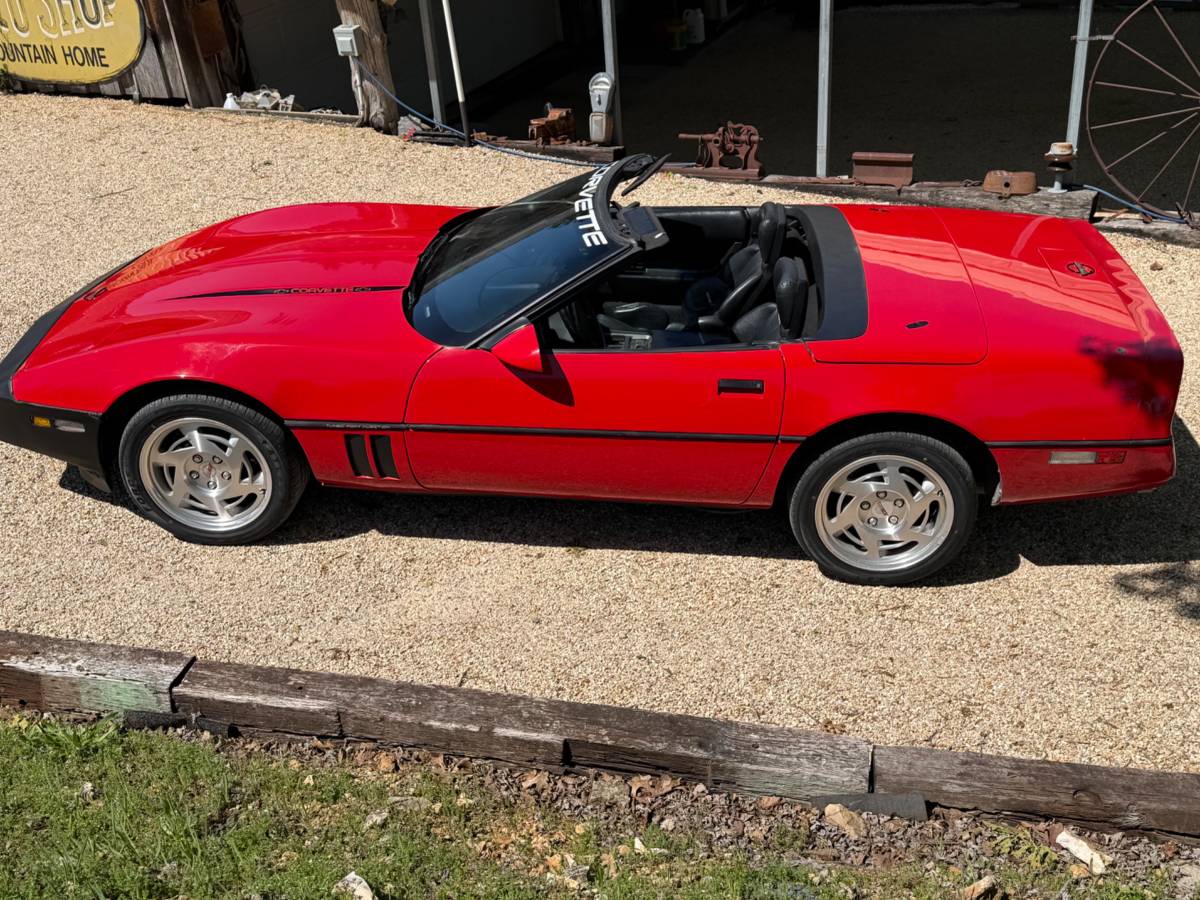 Corvette-convertible-1990-red