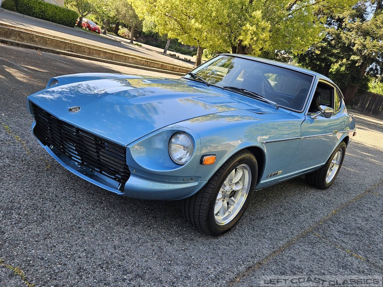 Datsun-280z-1975-Blue-Black