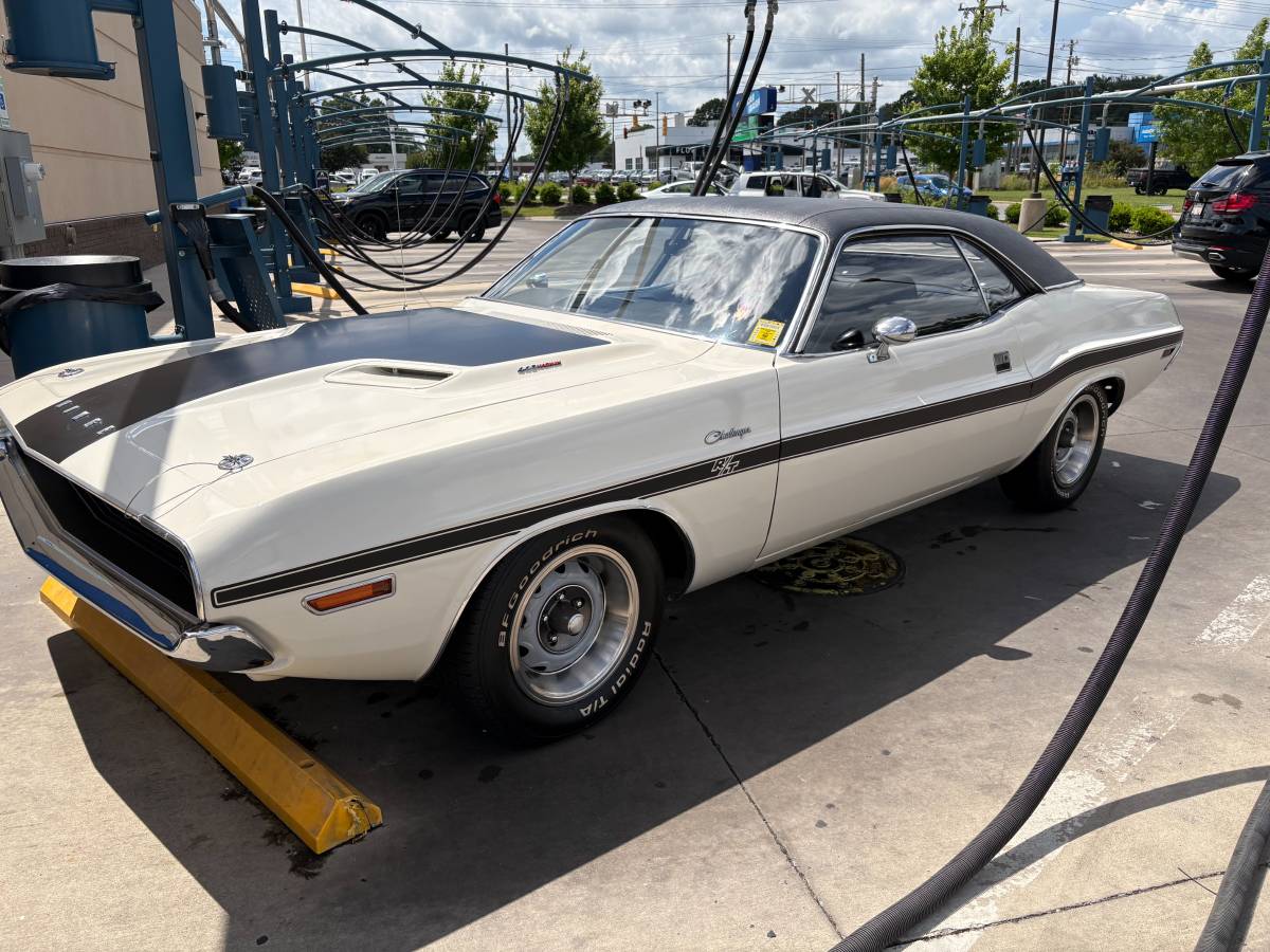Dodge-Challenger-440-rt-1970-white