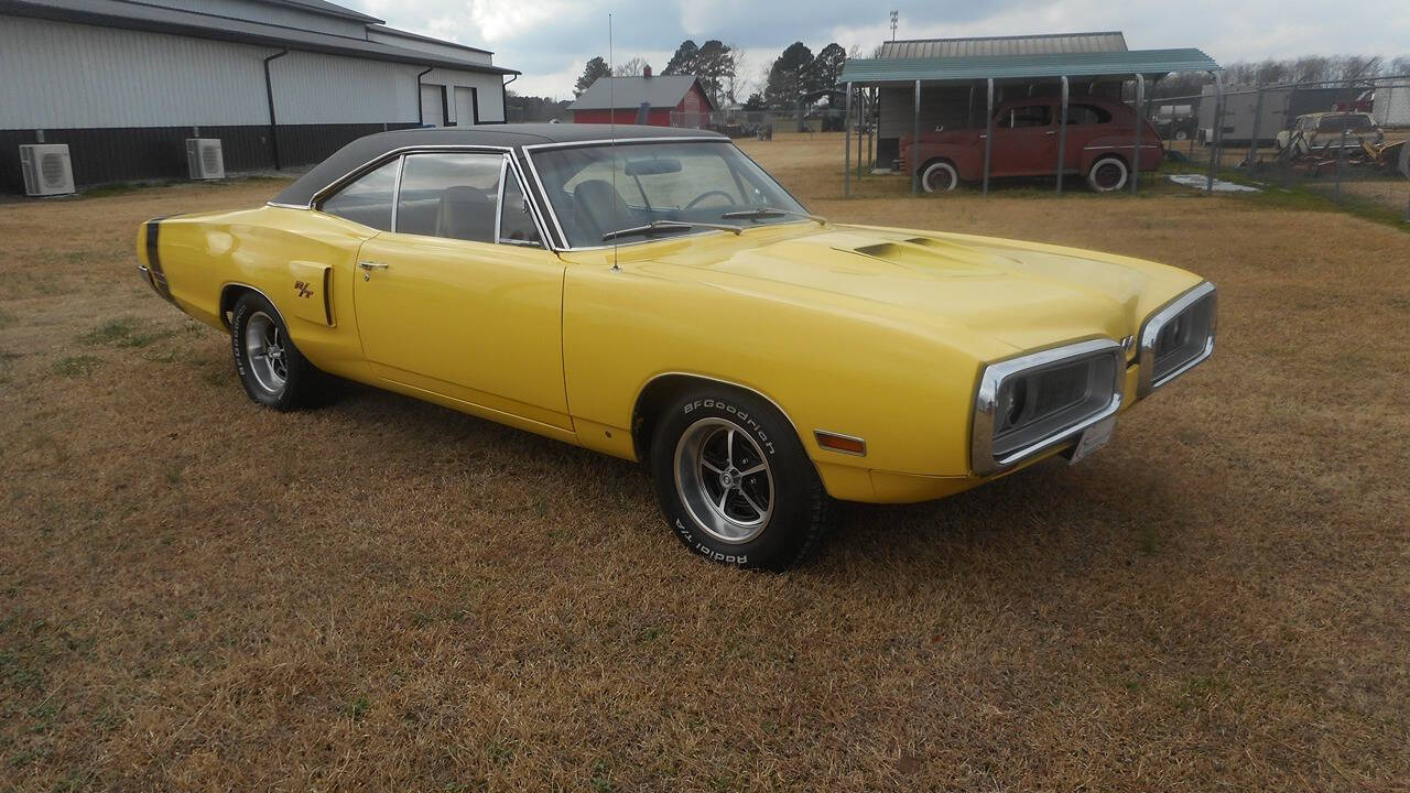 Dodge-Coronet-1970-Yellow-Black