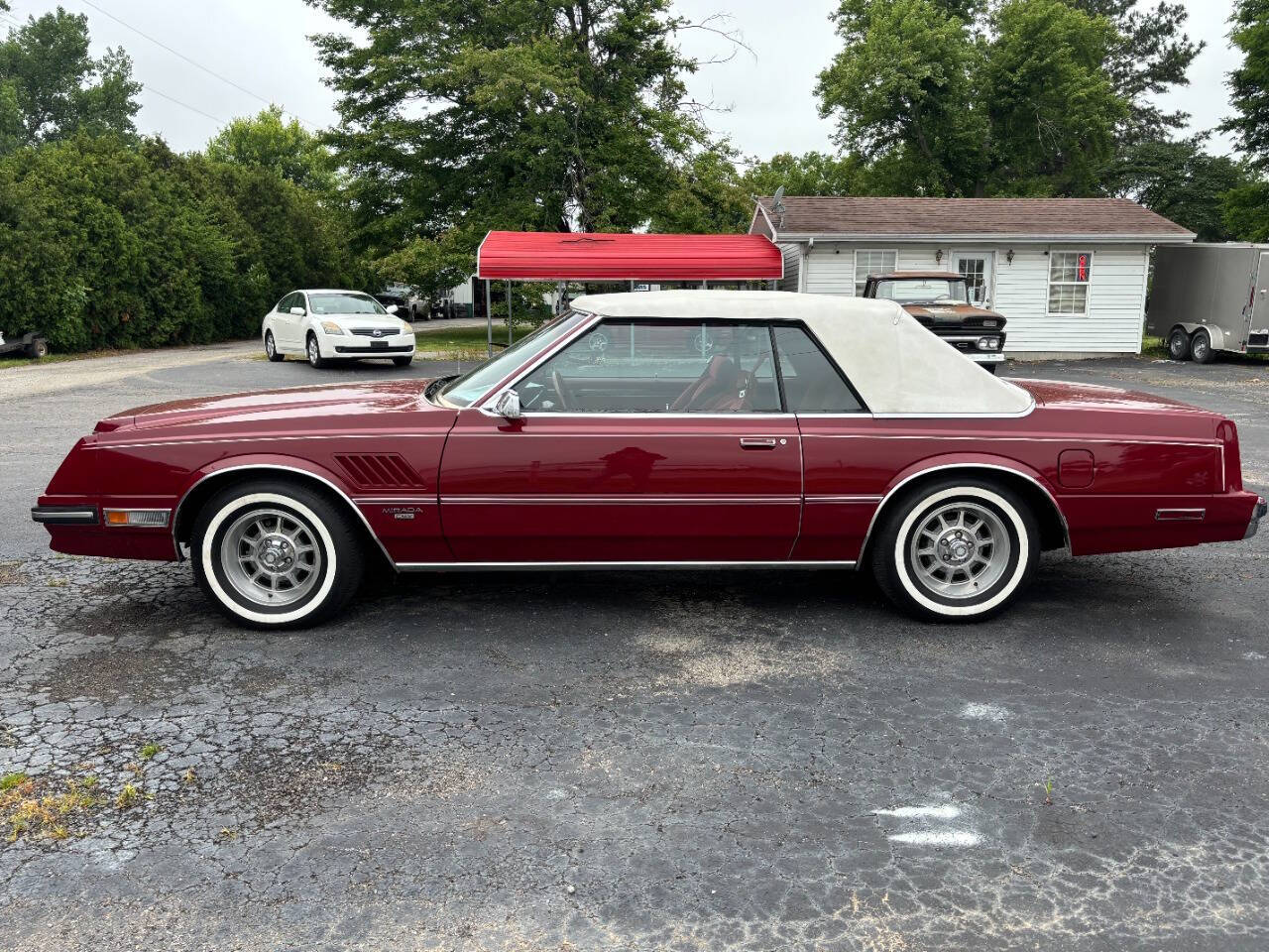 Dodge-Mirada-1983-Burgundy-Burgundy
