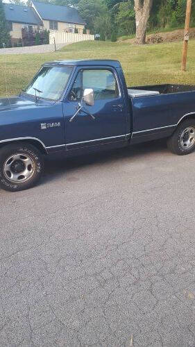 Dodge-Ram-1987-Blue