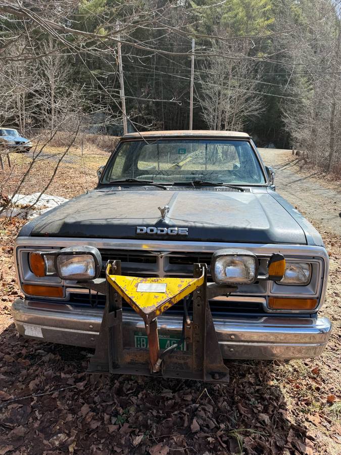 Dodge-Ram-1988-blue