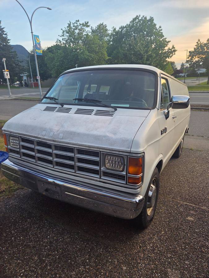 Dodge-Ram-2500-1987