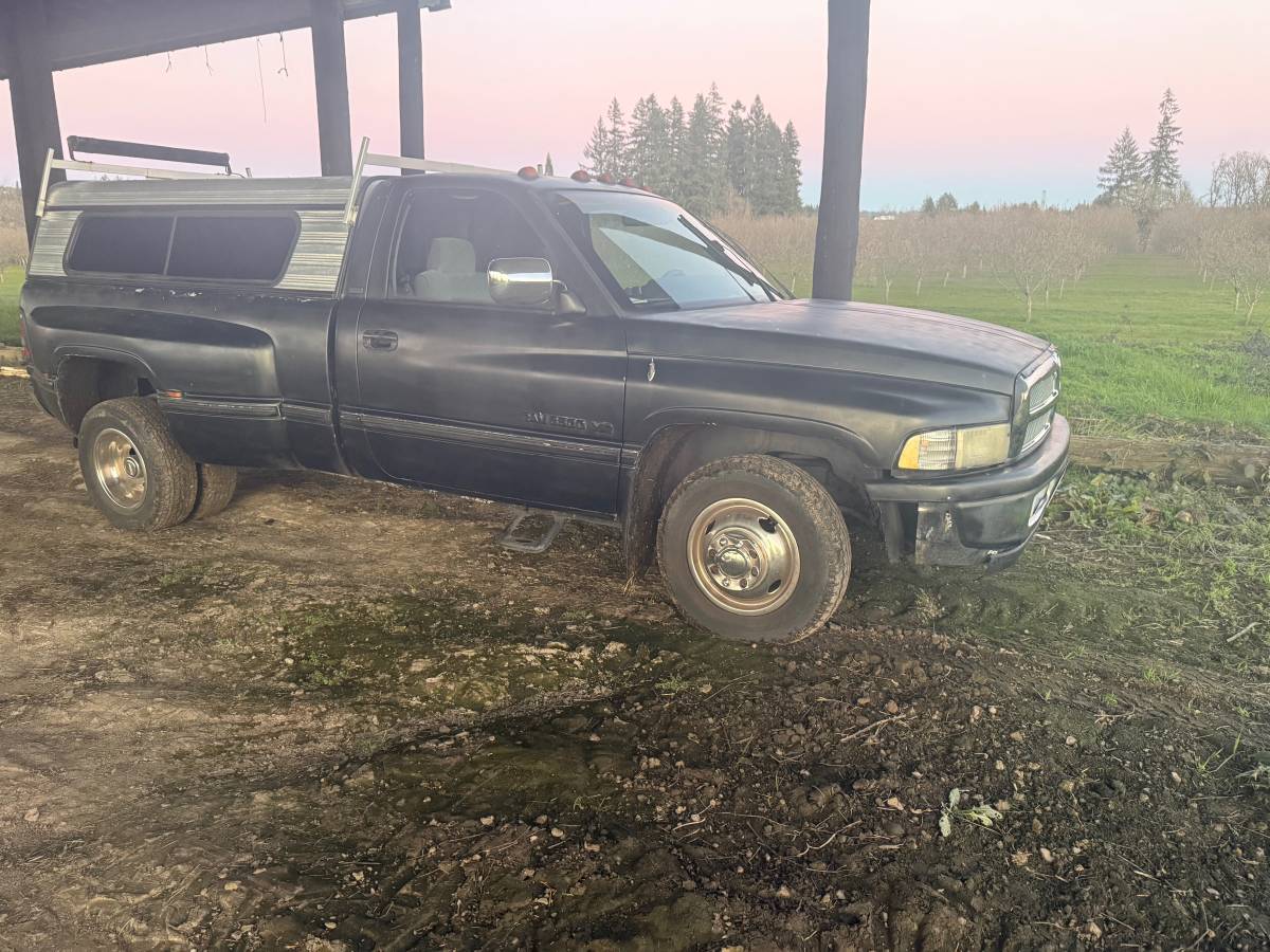 Dodge-Ram-2500-1995
