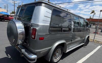 Dodge Ram Van 1988