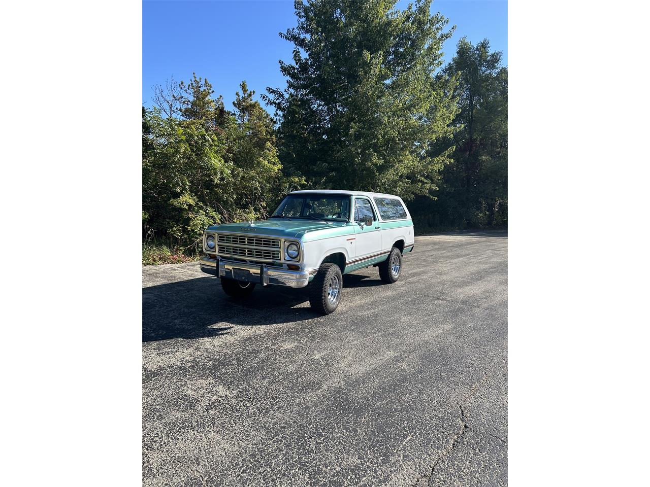 Dodge-Ramcharger-1979-Tealwhite-Tealwhite
