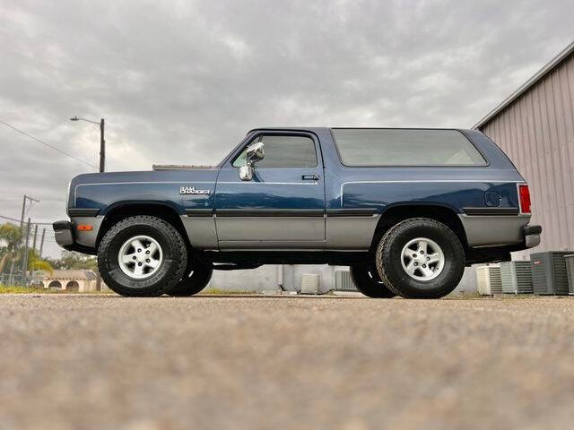 Dodge-Ramcharger-1993-Blue-Gray