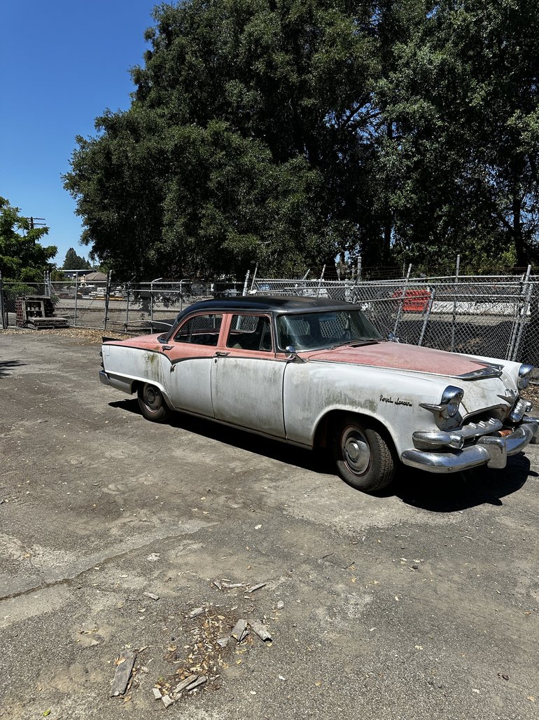 Dodge-Royal-lancer-1955-White-Black